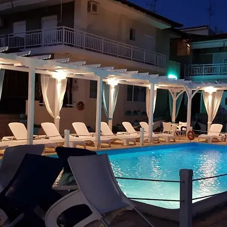 Hotel Sunset 2*